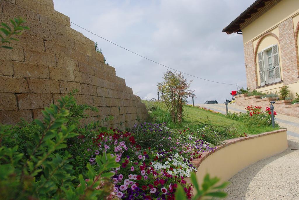 Naturalmente Wine Resort Agliano Terme Εξωτερικό φωτογραφία